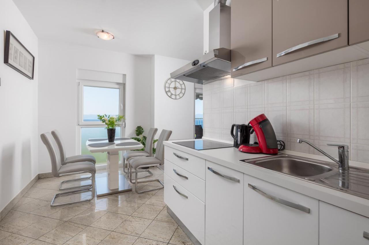 Apartment Kvarner View Kostrena Eksteriør billede