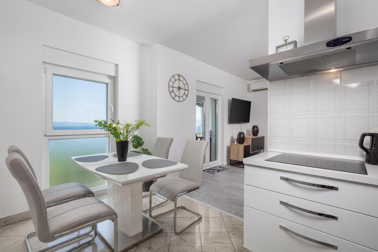 Apartment Kvarner View Kostrena Eksteriør billede