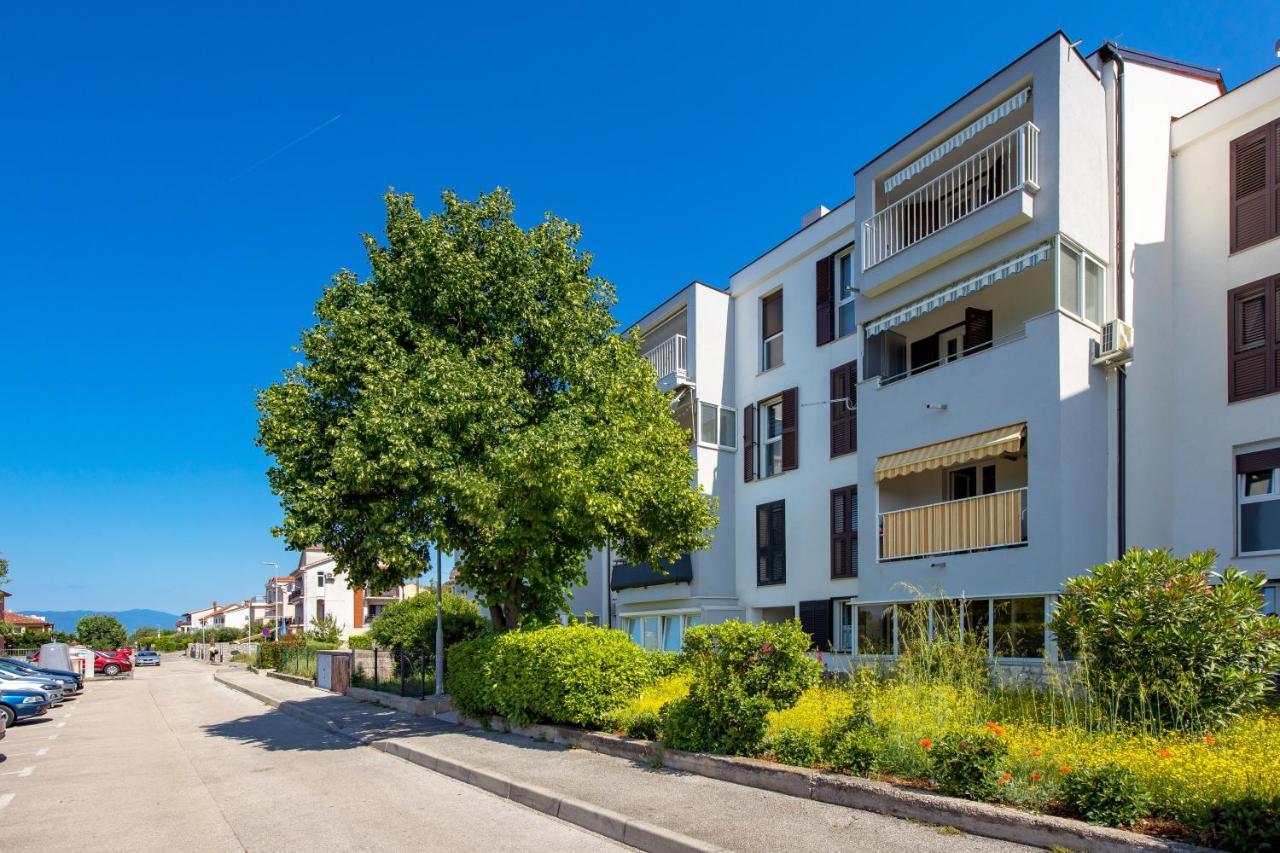Apartment Kvarner View Kostrena Eksteriør billede