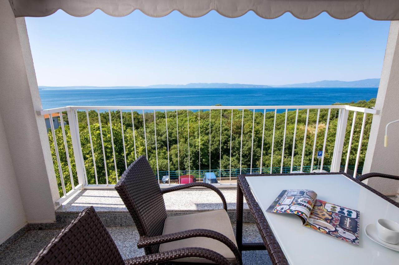 Apartment Kvarner View Kostrena Eksteriør billede