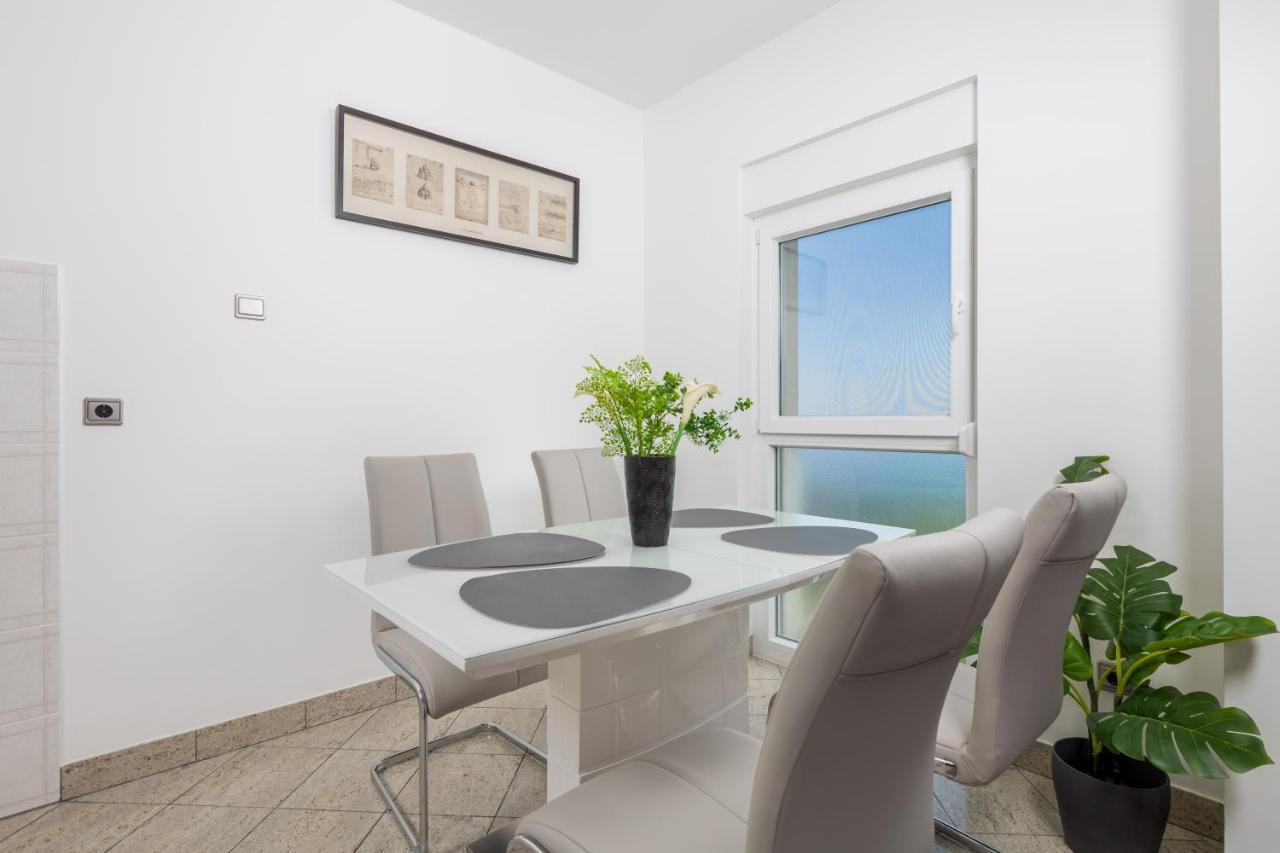 Apartment Kvarner View Kostrena Eksteriør billede